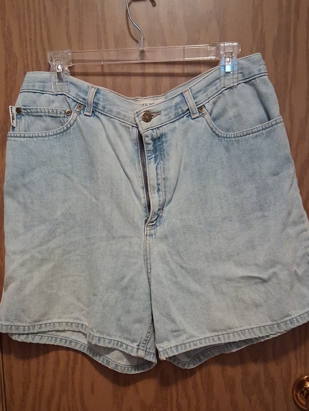 Light Wash Denim Women’s Shorts
